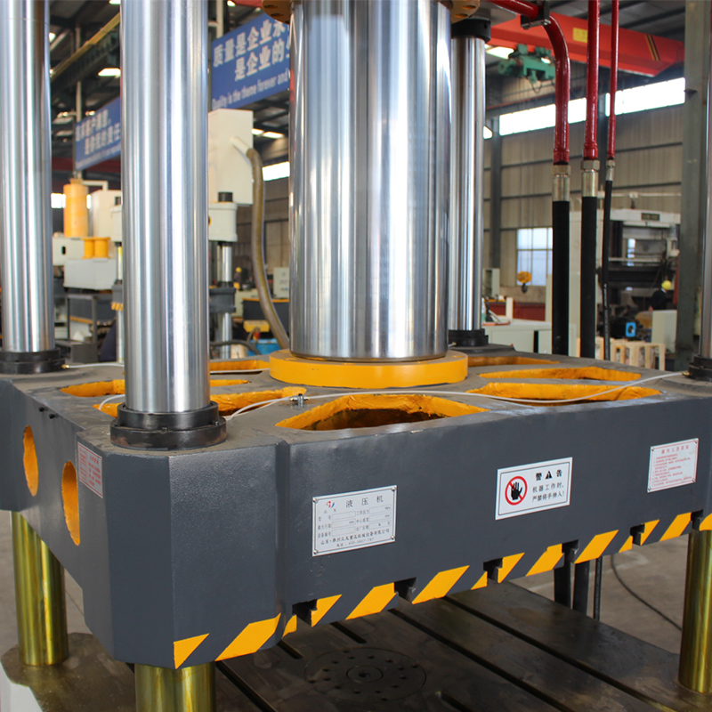 315噸快速拉伸四柱液壓機