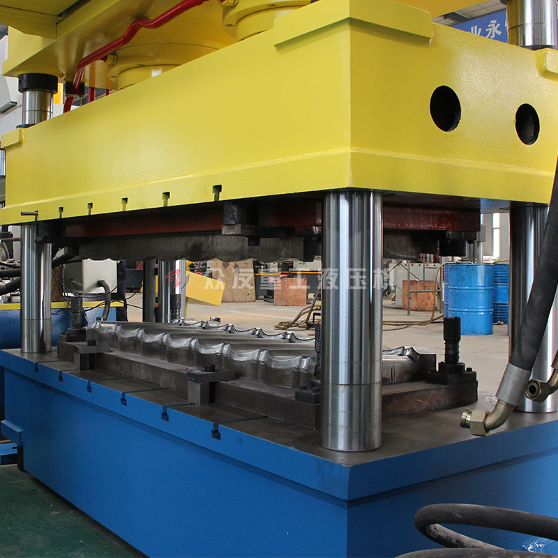 315噸雙缸金屬瓦成型液壓機