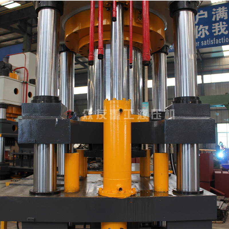 500噸牛羊舔磚粉末成型液壓機