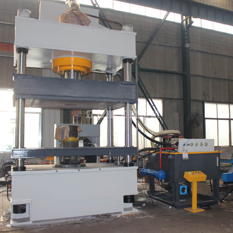 600噸四柱硅酸蓋板液壓機