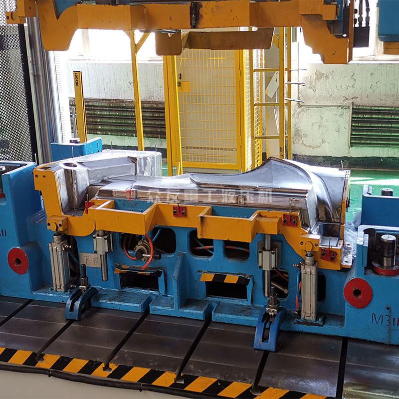 315噸汽車(chē)內(nèi)飾成型四柱液壓機(jī)