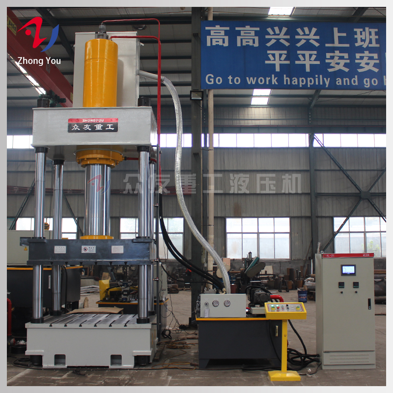 315噸四柱油壓機 315噸四柱油壓機