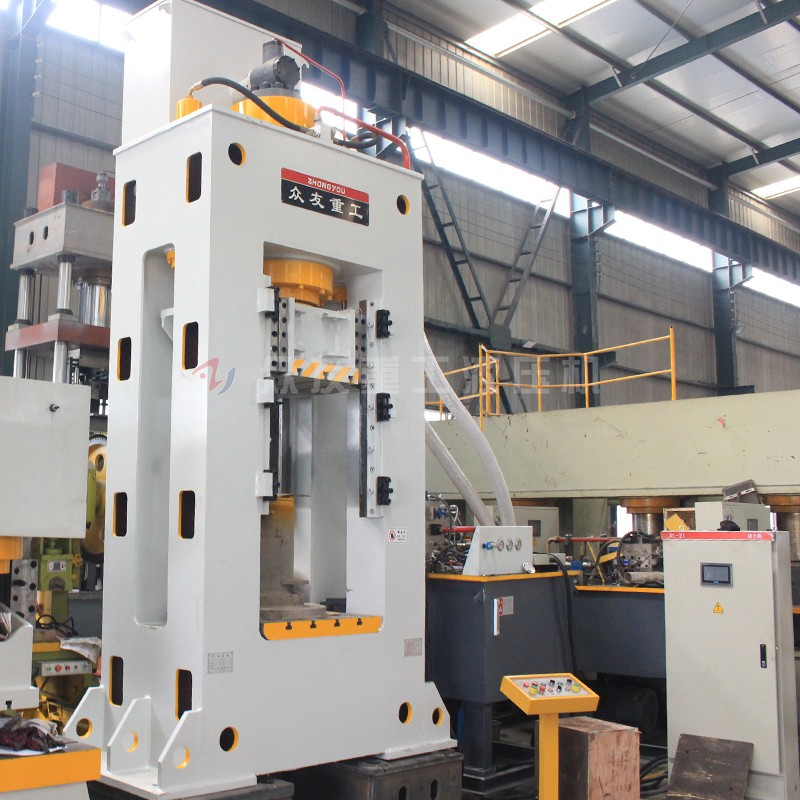 500噸油壓機在工作過程中齒輪震動怎么辦？